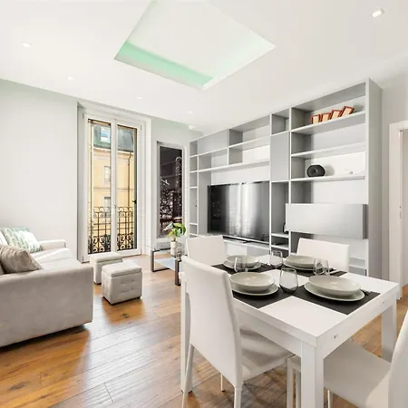 Idromassaggio Brera - 5 Min Duomo Apartment *